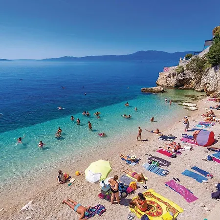 Appartement Awesome In With Wifi Rijeka